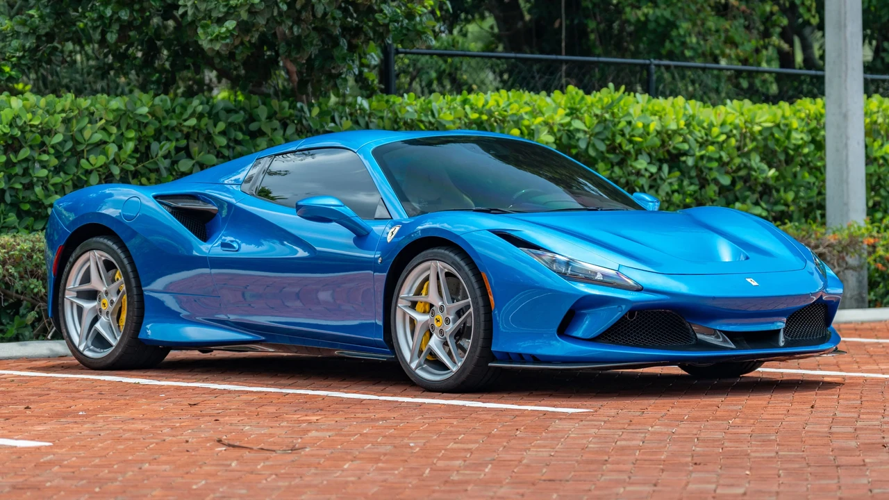 2023 Ferrari F8 Spider - Image 11 of 31
