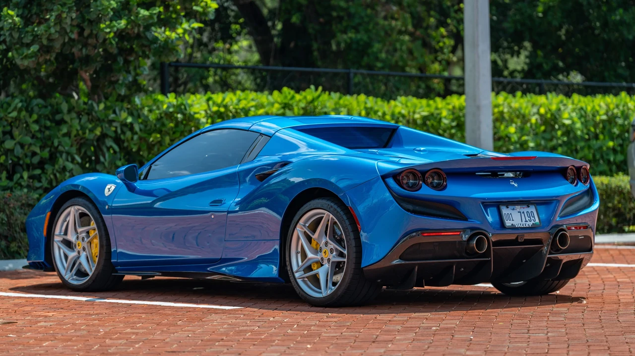 2023 Ferrari F8 Spider - Image 15 of 31