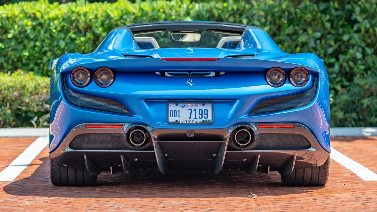 2023 Ferrari F8 Spider - Image 6 of 31