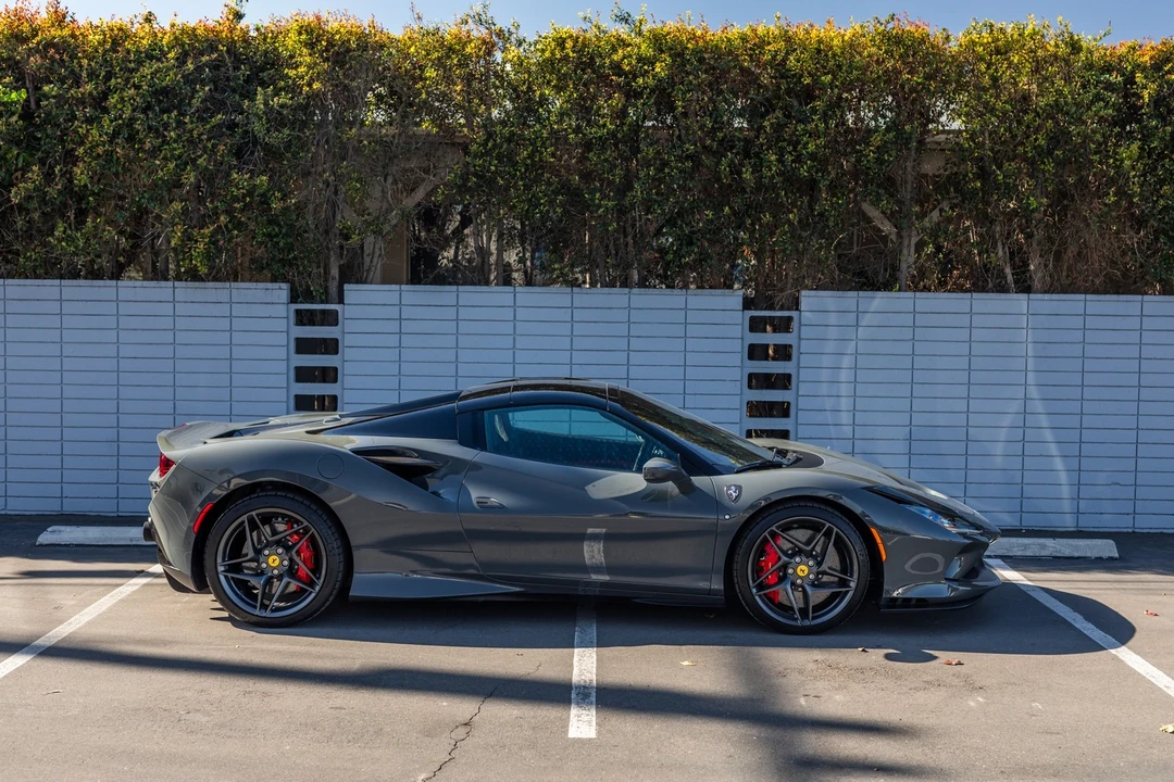 2023 Ferrari F8 Spider - Image 3 of 12