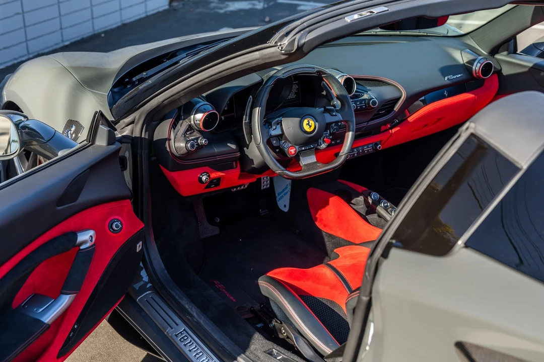 2023 Ferrari F8 Spider - Image 5 of 12