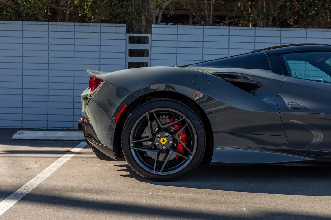 2023 Ferrari F8 Spider - Image 9 of 12