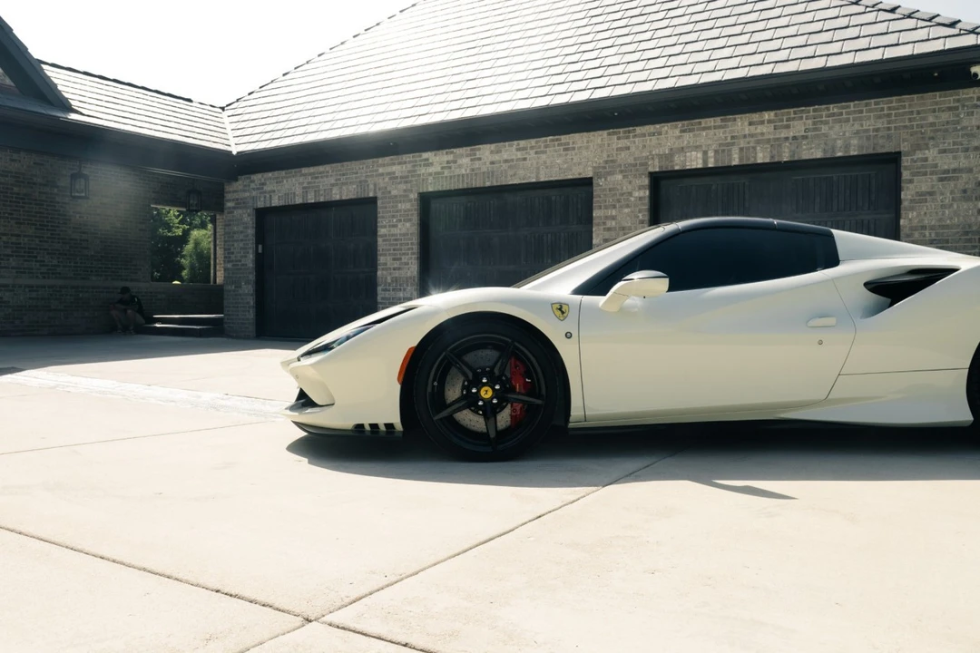 2023 Ferrari F8 - Image 14 of 31