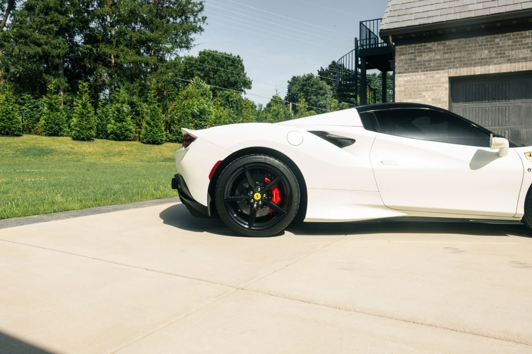 2023 Ferrari F8 - Image 25 of 31