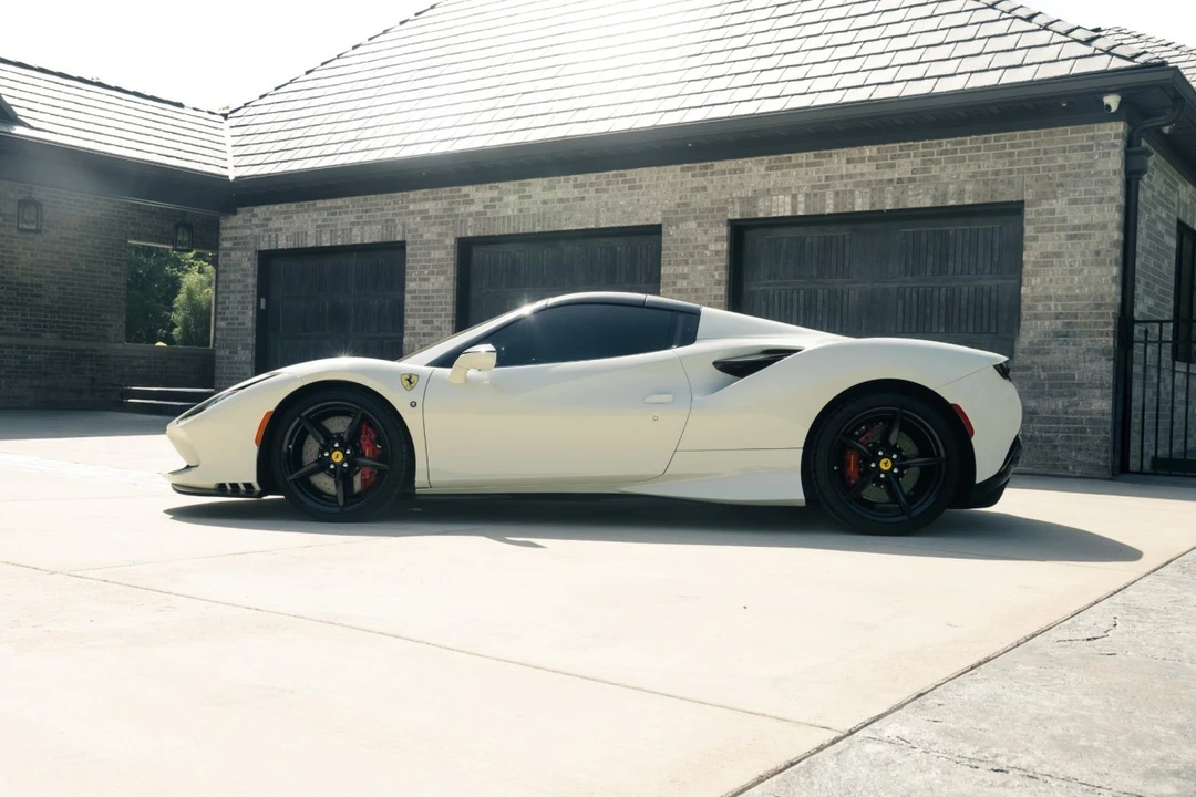 2023 Ferrari F8 - Image 16 of 31