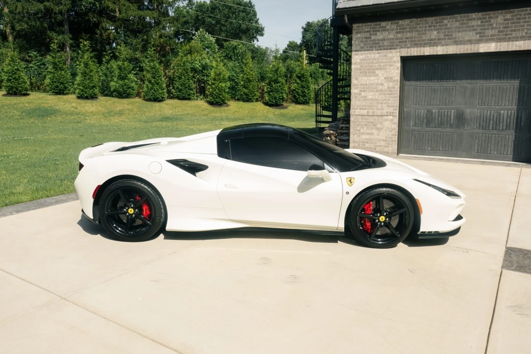 2023 Ferrari F8 - Image 27 of 31
