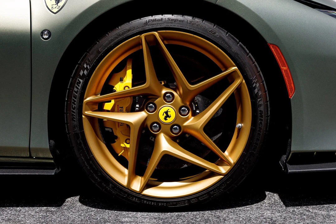 2023 Ferrari F8 Spider - Image 19 of 31