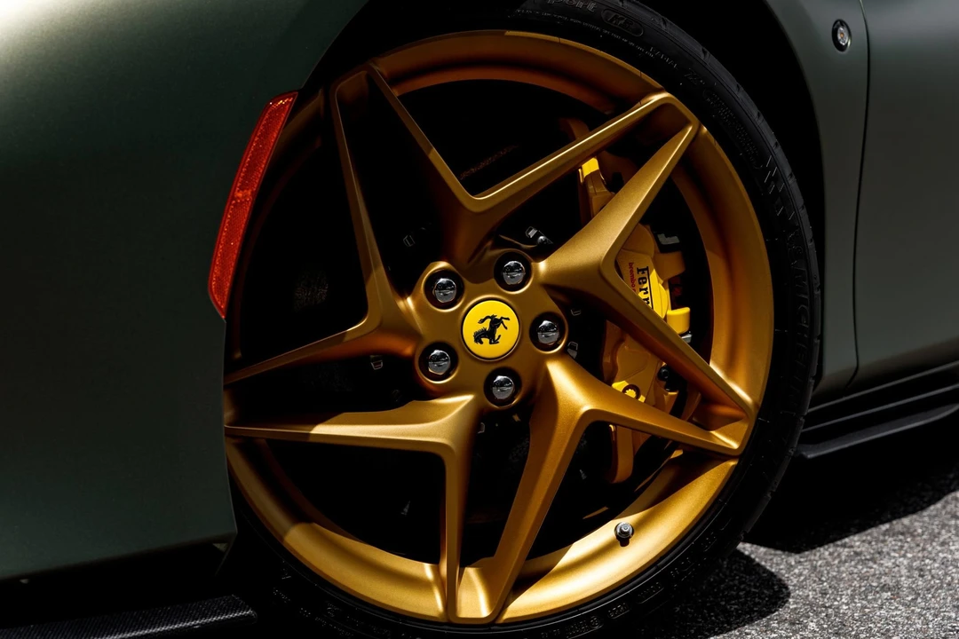 2023 Ferrari F8 Spider - Image 12 of 31