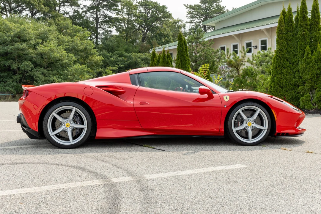 2023 Ferrari F8 Spider - Image 14 of 31