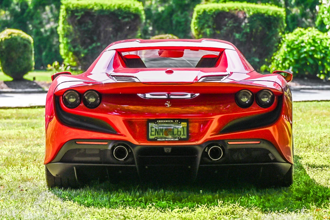 2023 Ferrari F8 Spider - Image 13 of 31