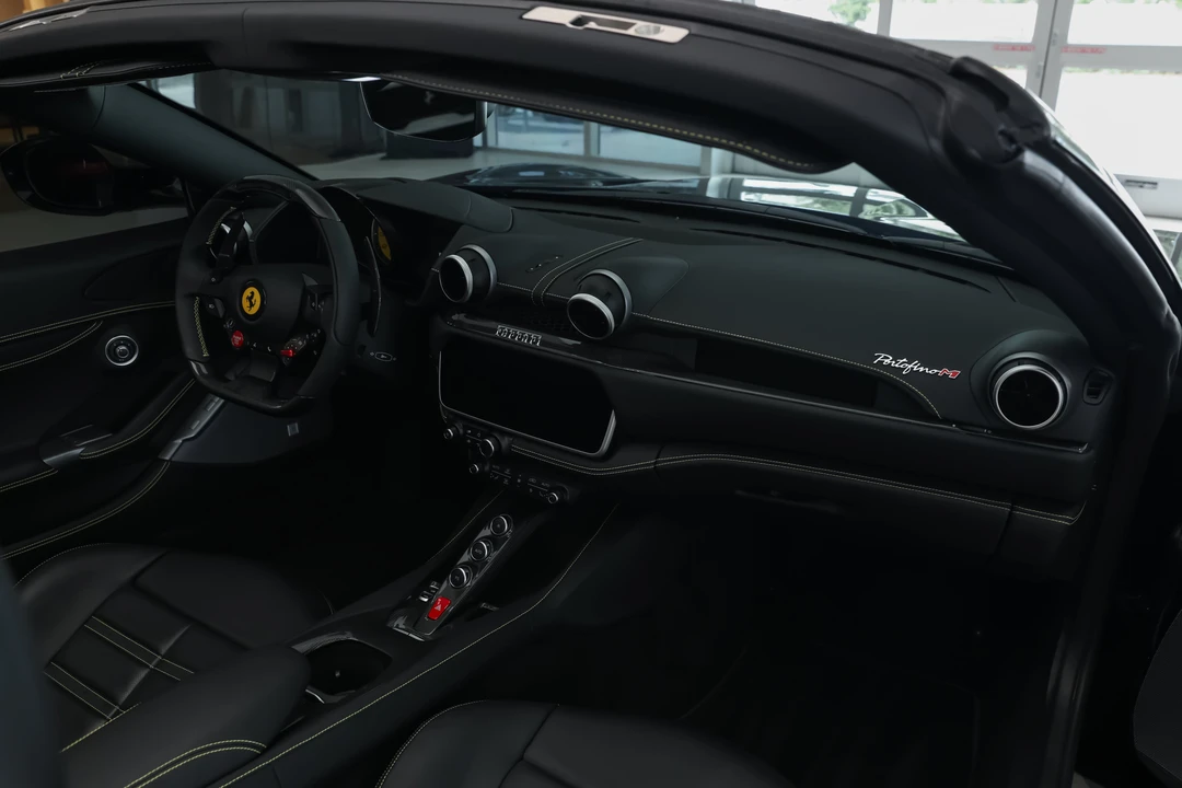 2023 Ferrari Portofino M - Image 16 of 31