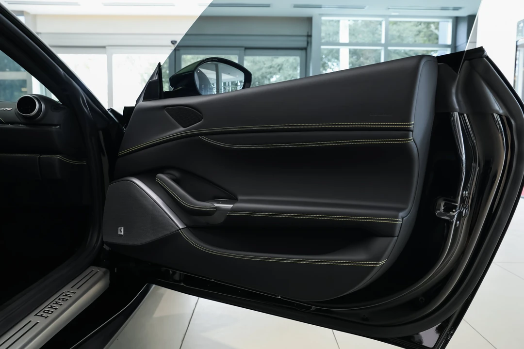 2023 Ferrari Portofino M - Image 26 of 31