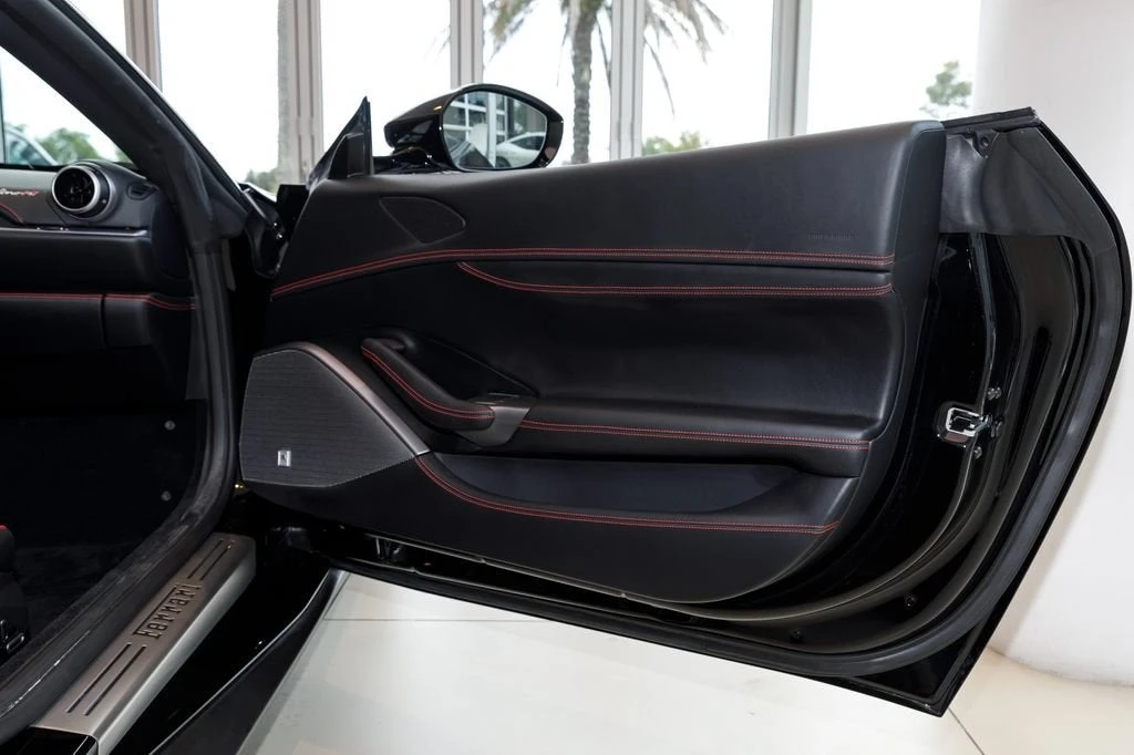 2023 Ferrari Portofino M - Image 15 of 31