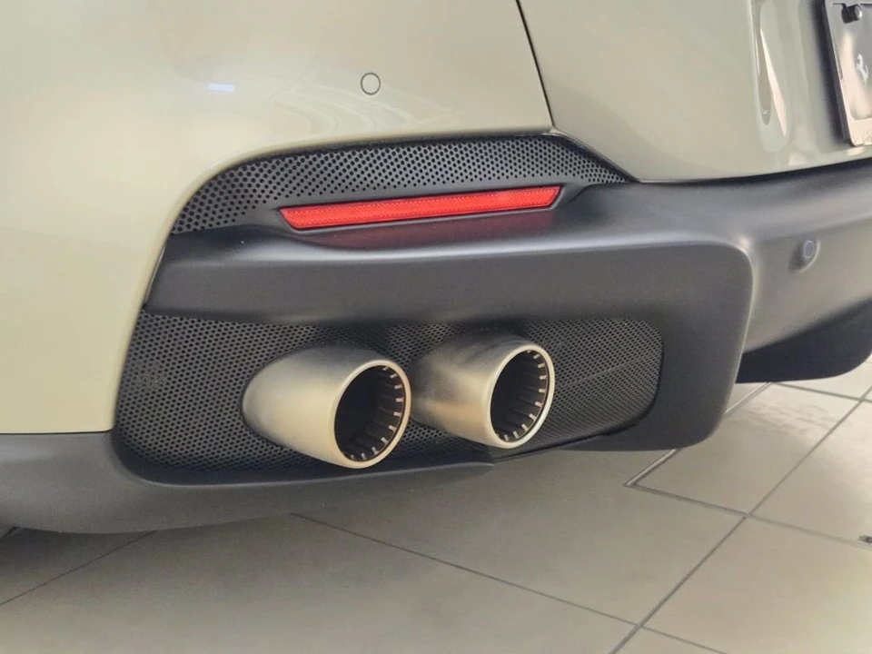2023 Ferrari Portofino M - Image 11 of 31