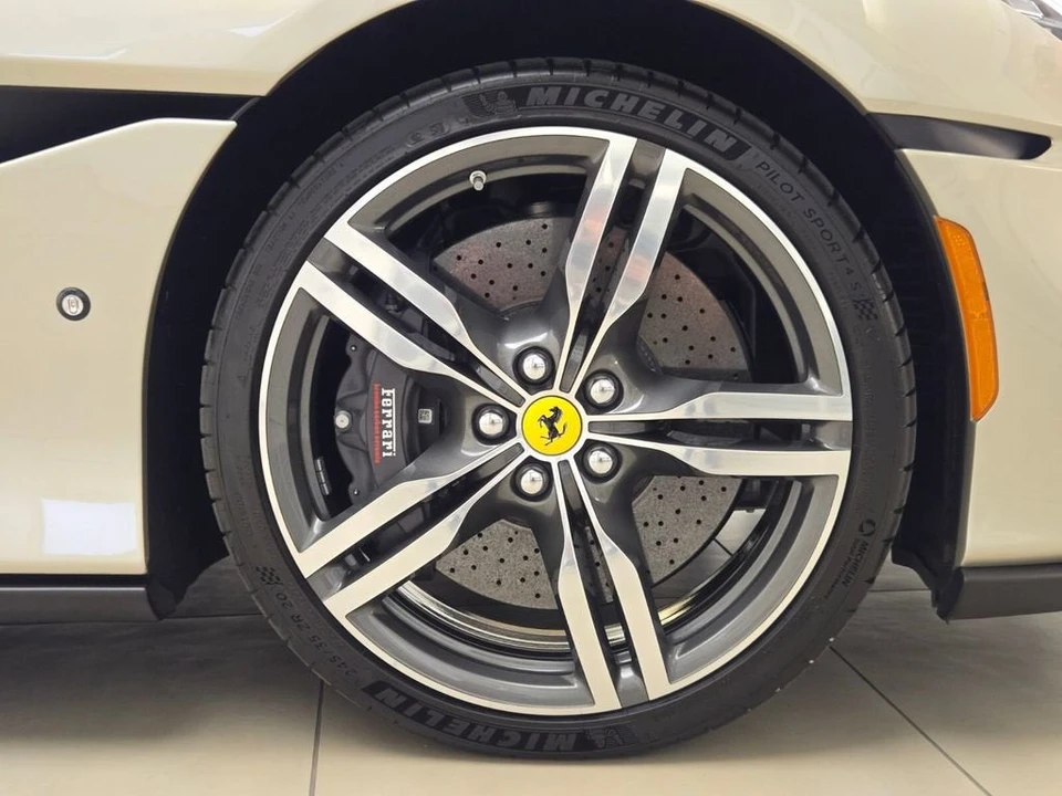 2023 Ferrari Portofino M - Image 7 of 31
