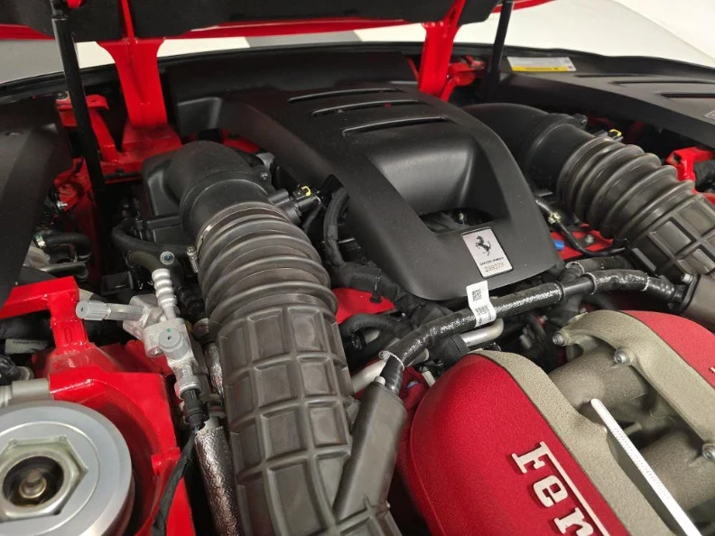 2023 Ferrari Purosangue - Image 15 of 17