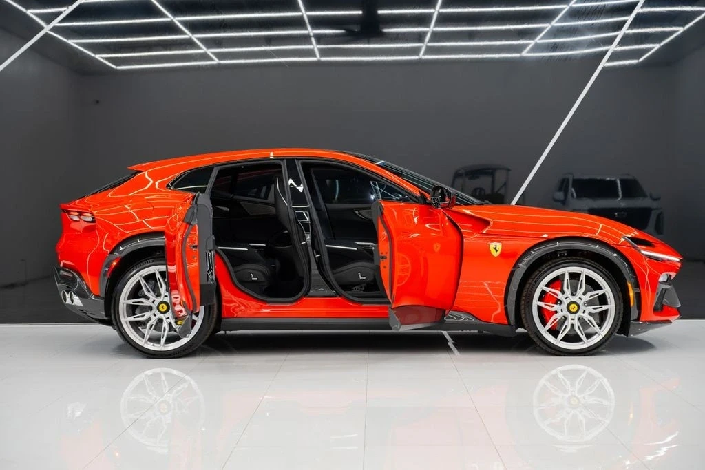 2023 Ferrari Purosangue - Image 11 of 21