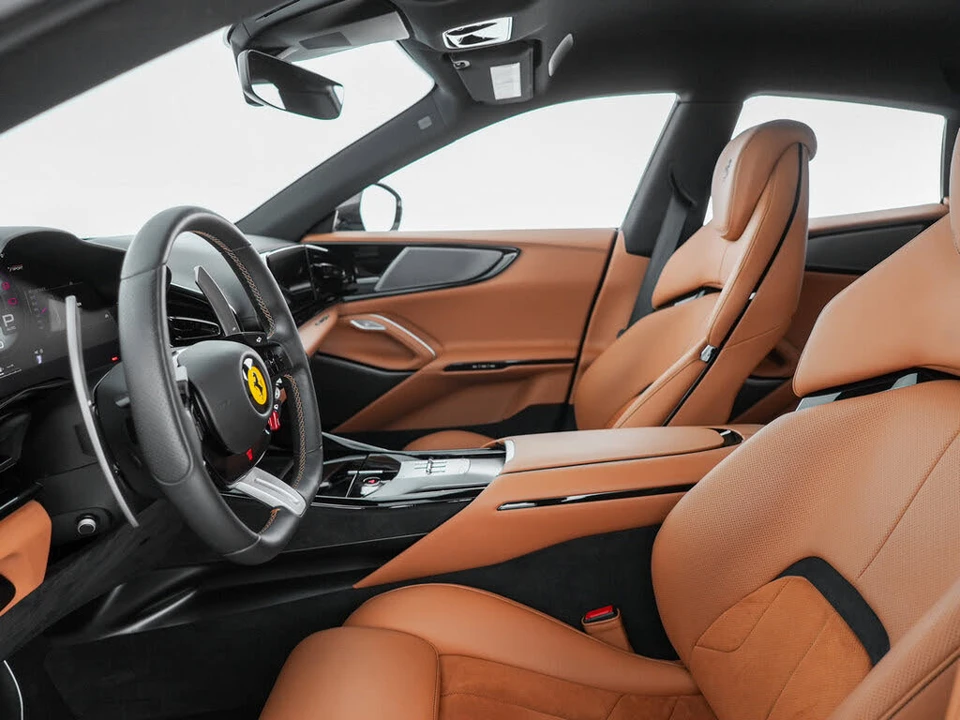 2023 Ferrari Purosangue - Image 10 of 31