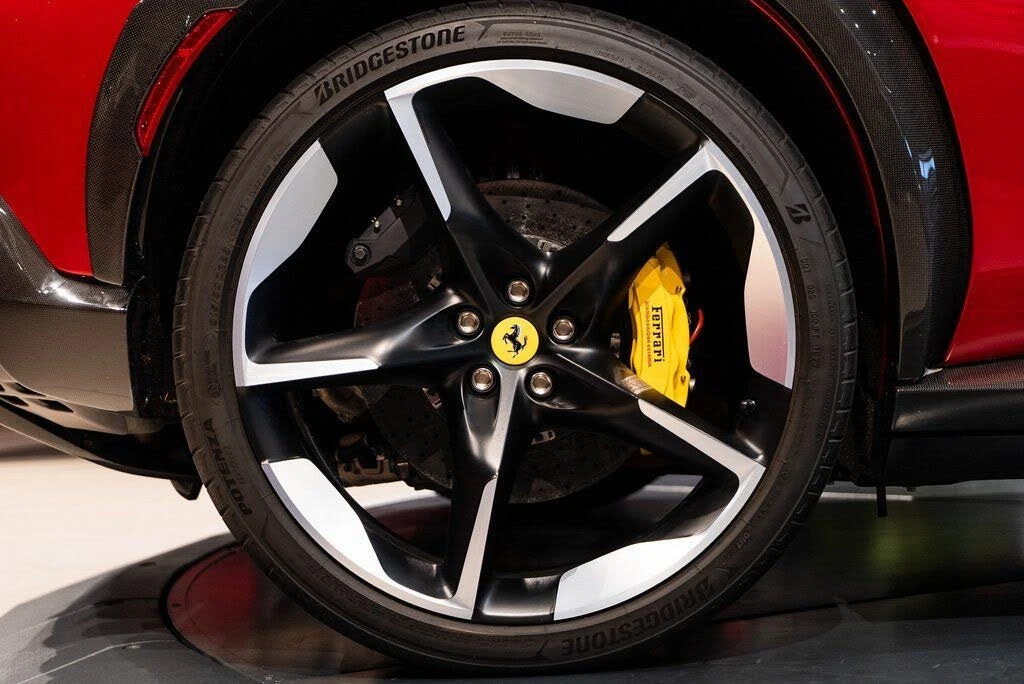 2023 Ferrari Purosangue - Image 15 of 31