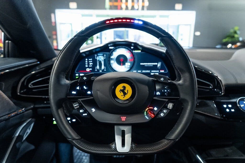 2023 Ferrari Purosangue - Image 5 of 31
