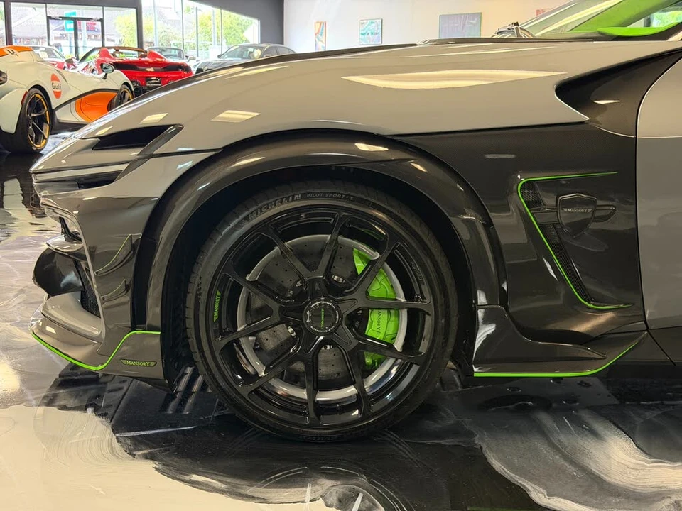 2023 Ferrari Purosangue - Image 12 of 31