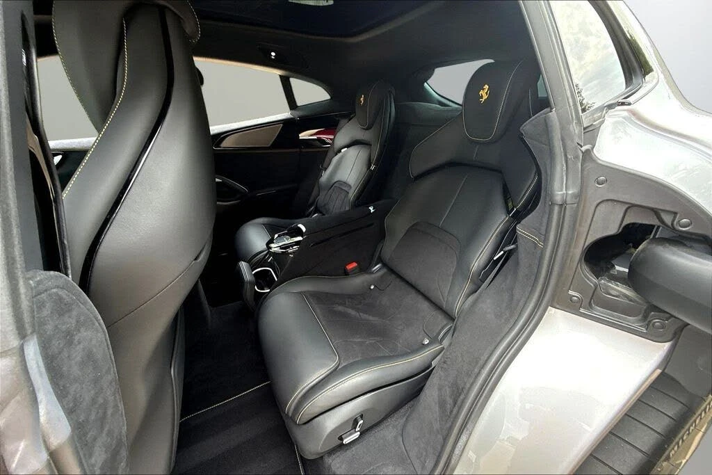 2023 Ferrari Purosangue - Image 22 of 31