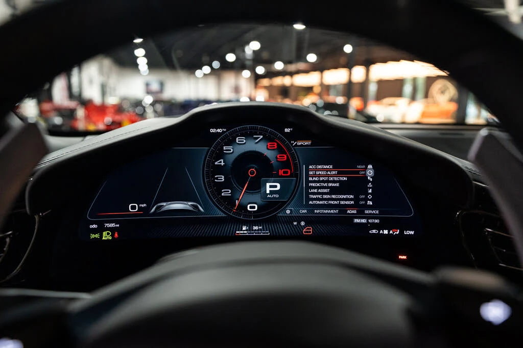 2023 Ferrari Purosangue - Image 19 of 31