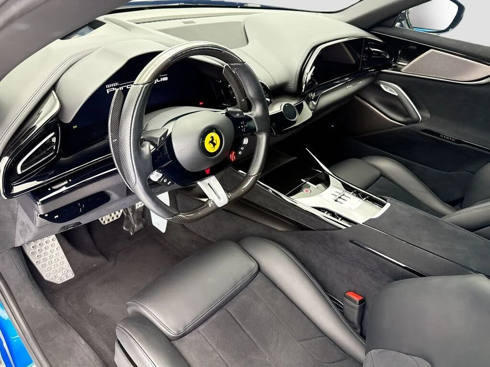2023 Ferrari Purosangue - Image 10 of 31