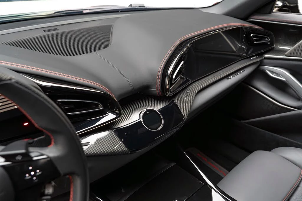 2023 Ferrari Purosangue - Image 23 of 31