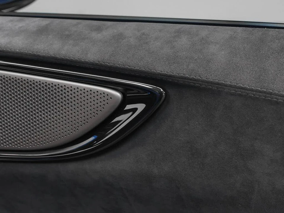 2023 Ferrari Purosangue - Image 31 of 31