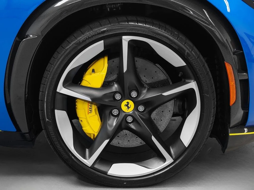 2023 Ferrari Purosangue - Image 13 of 31