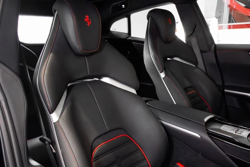 2023 Ferrari Purosangue - Image 13 of 17