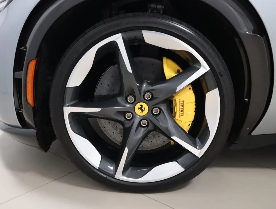 2023 Ferrari Purosangue - Image 12 of 31