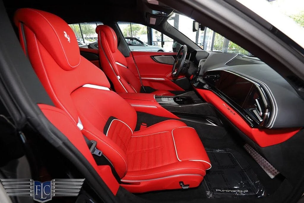 2023 Ferrari Purosangue - Image 17 of 31