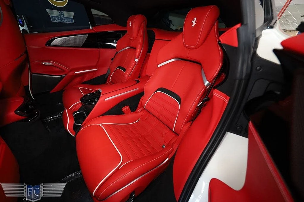 2023 Ferrari Purosangue - Image 18 of 31