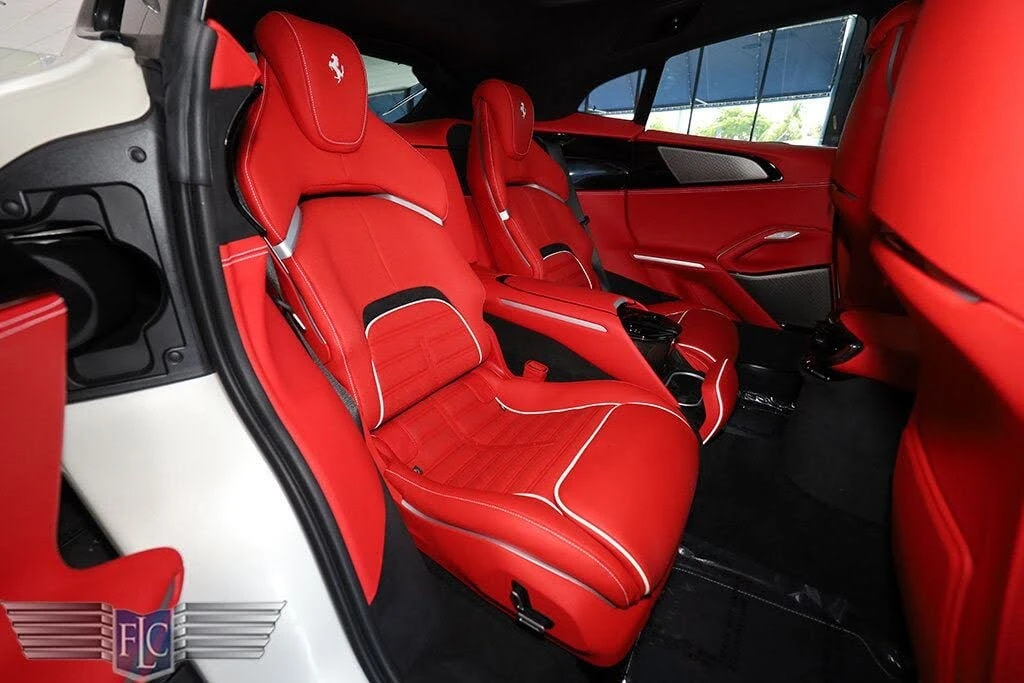 2023 Ferrari Purosangue - Image 19 of 31