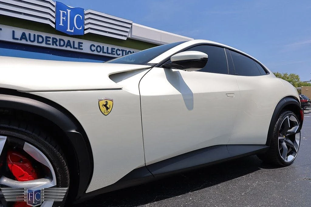2023 Ferrari Purosangue - Image 10 of 31