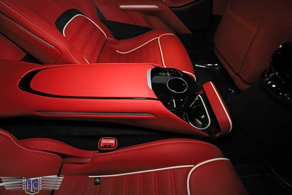 2023 Ferrari Purosangue - Image 20 of 31
