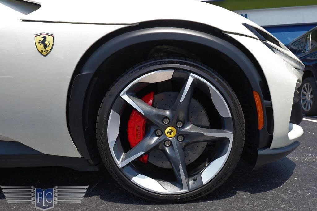2023 Ferrari Purosangue - Image 12 of 31