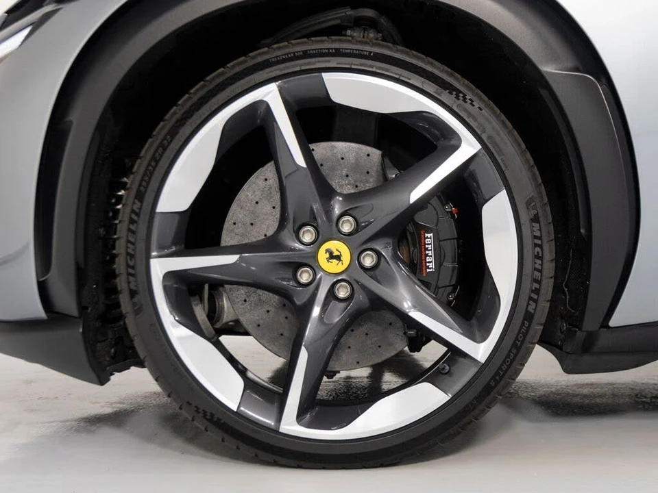 2023 Ferrari Purosangue - Image 9 of 31