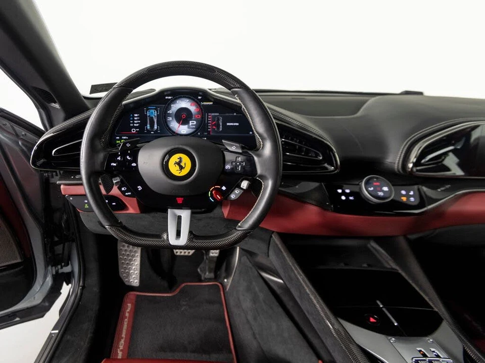 2023 Ferrari Purosangue - Image 14 of 31