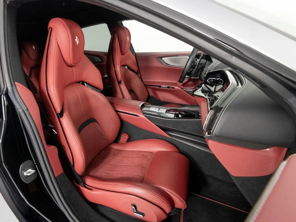 2023 Ferrari Purosangue - Image 26 of 31