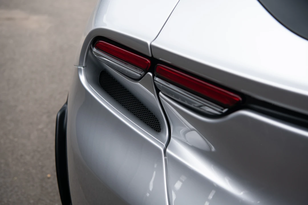2023 Ferrari Purosangue - Image 30 of 31