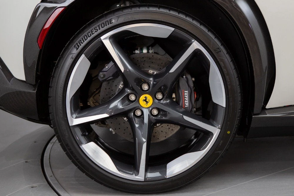 2023 Ferrari Purosangue - Image 16 of 31