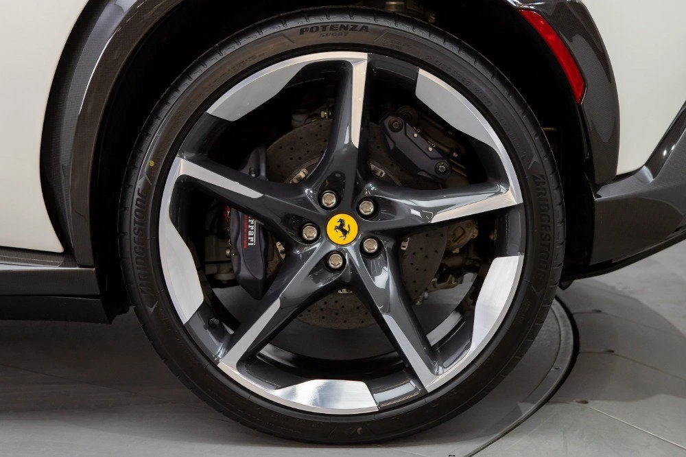 2023 Ferrari Purosangue - Image 13 of 31
