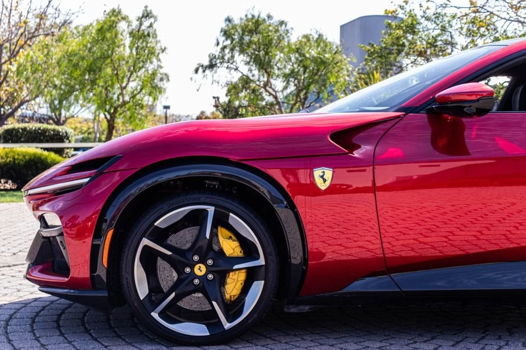 2023 Ferrari Purosangue - Image 29 of 31