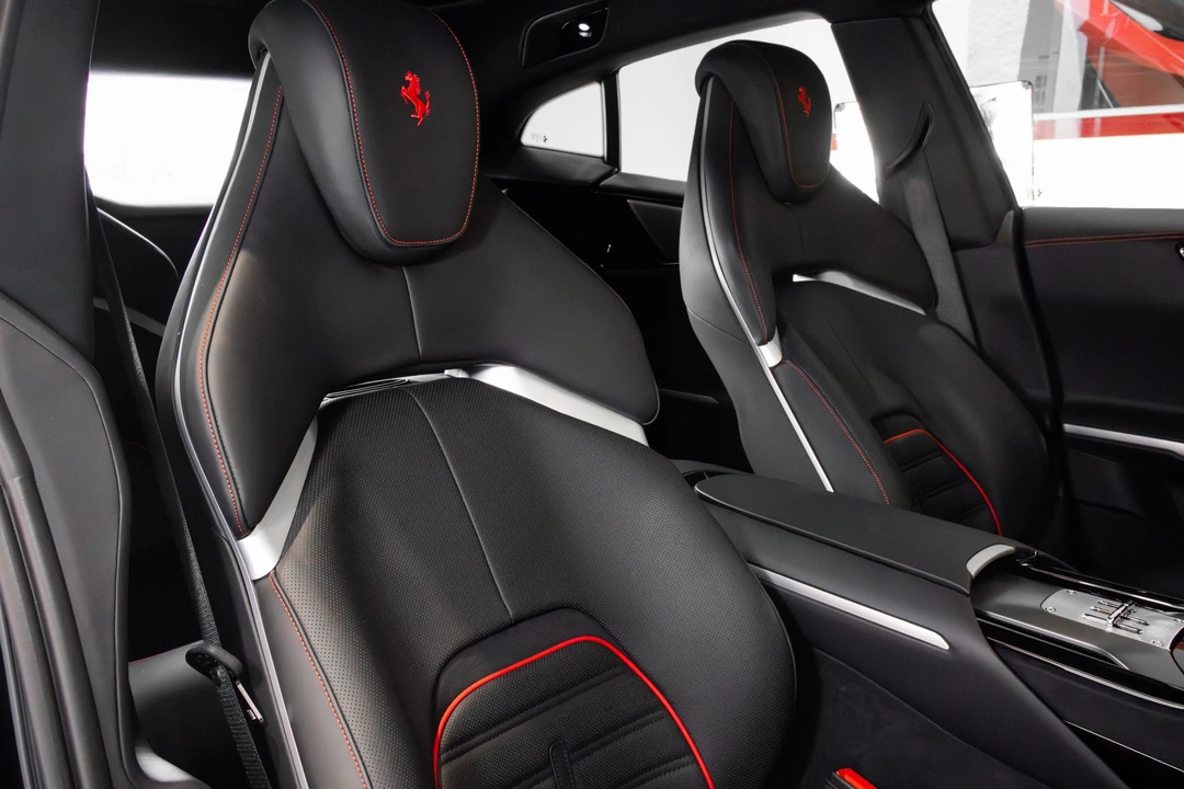 2023 Ferrari Purosangue - Image 13 of 17