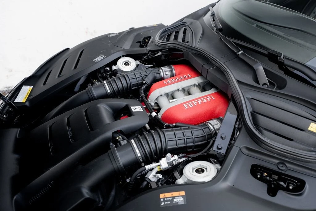 2023 Ferrari Purosangue - Image 29 of 31