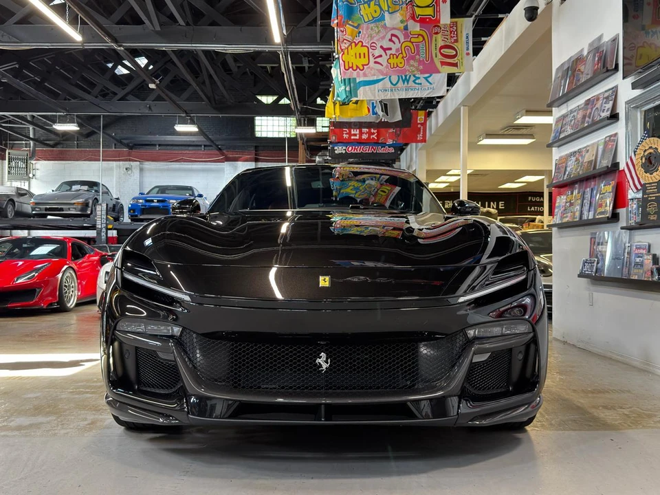 2023 Ferrari Purosangue - Image 2 of 31
