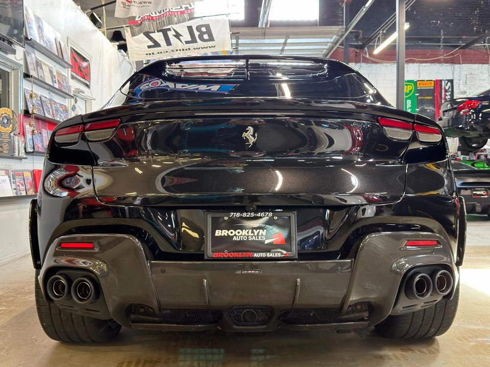 2023 Ferrari Purosangue - Image 8 of 31